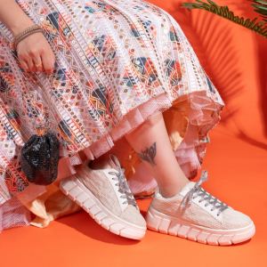 How to Wear Sneakers with Ethnic Outfits Without Looking Odd